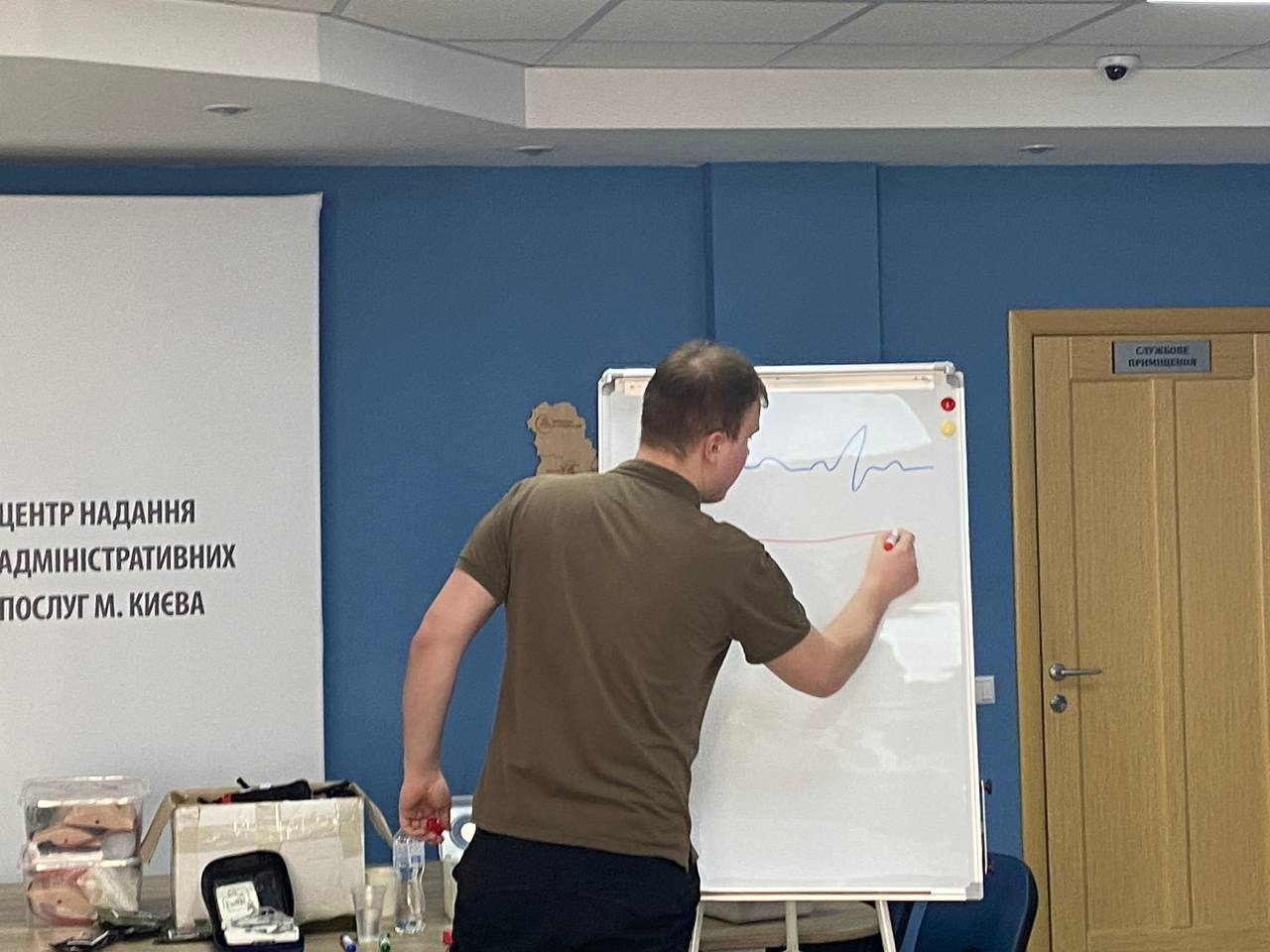 У ЦНАП пройшли навчання з тактичної медицини і домедичної допомоги